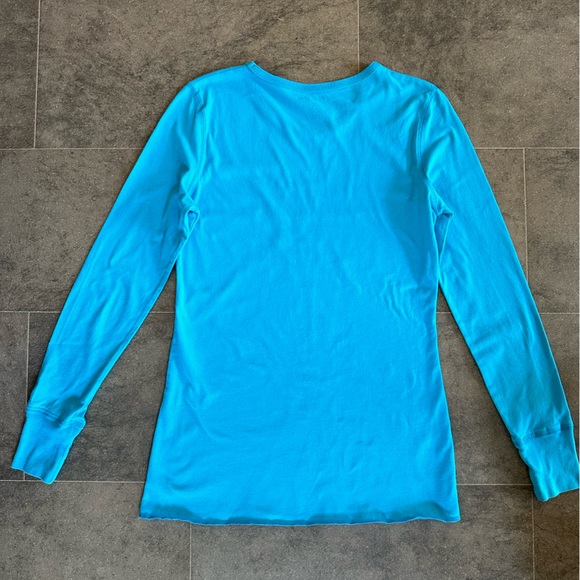 Peaches long sleeved tee. Teal blue. Women’s Medium. - Picture 7 of 8